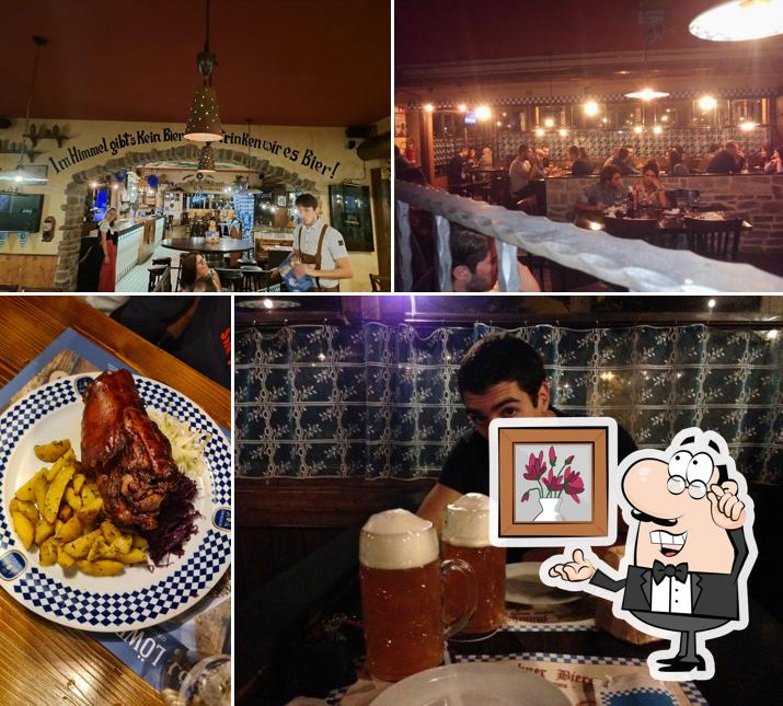 Siediti a un tavolo di Löwengrube Limite sull'Arno