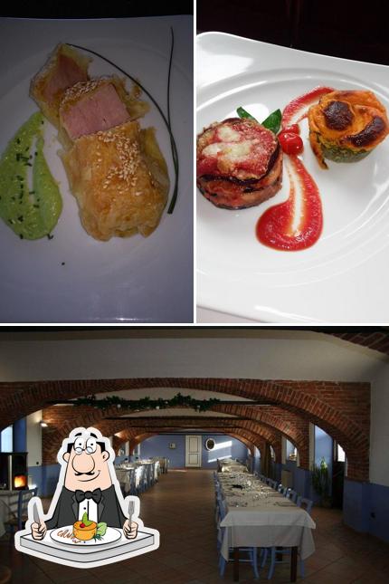 La cibo e interni del ristorante