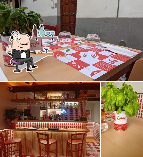 Siediti a un tavolo di Gnocchi, osteria di famiglia