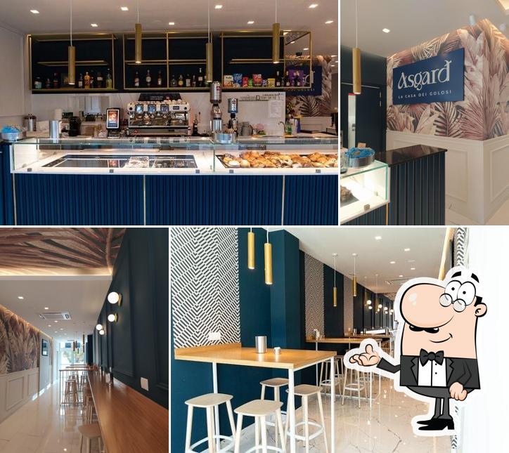 Gli interni di Asgard cafè Bari