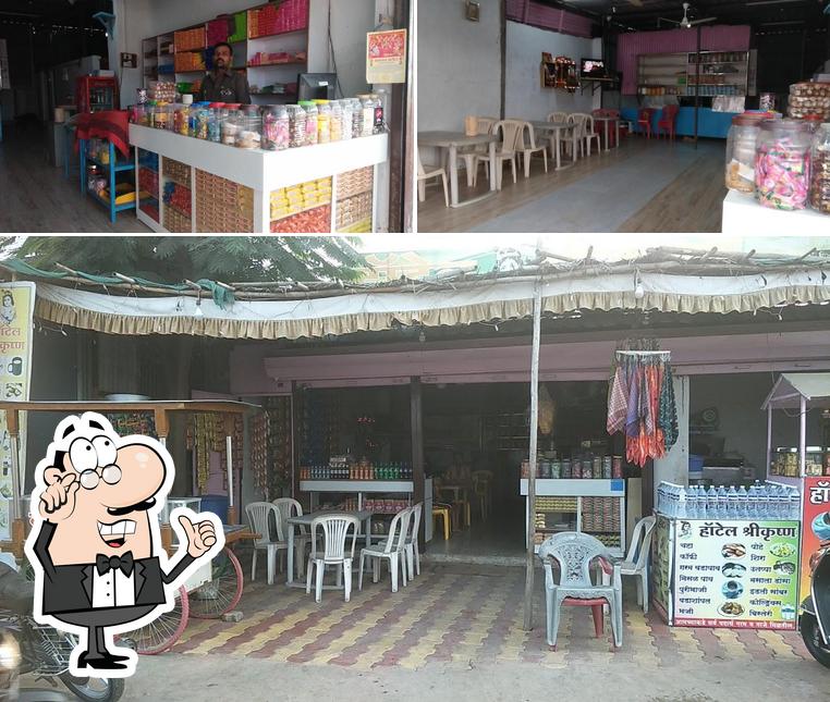 The interior of श्री कृष्ण होटल यवत