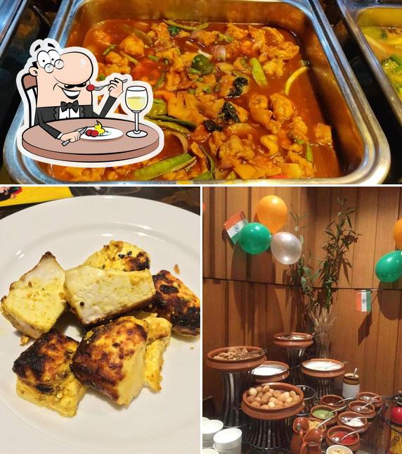 Food at Cafe On 3 at Holiday Inn Mayur Vihar
