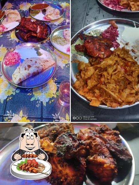 Tandoori chicken at Fayis thattukada