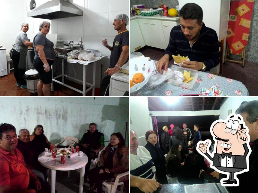 Veja imagens do interior do Garagem Lanches