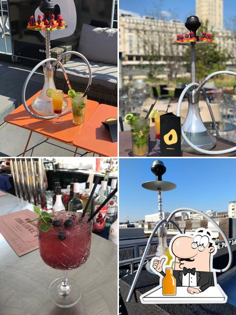 Goditi qualcosa da bere a Hookah Bar & Rooftop