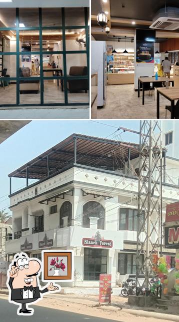 The interior of Blaack Forest Cakes - Narayanapuram - Madurai