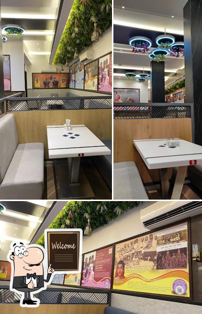 Look at the photo of HOTEL SHREE PANJURLLI PALACE K.B Extension Daavanagere