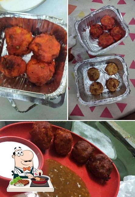 Order meat meals at Momos Corner