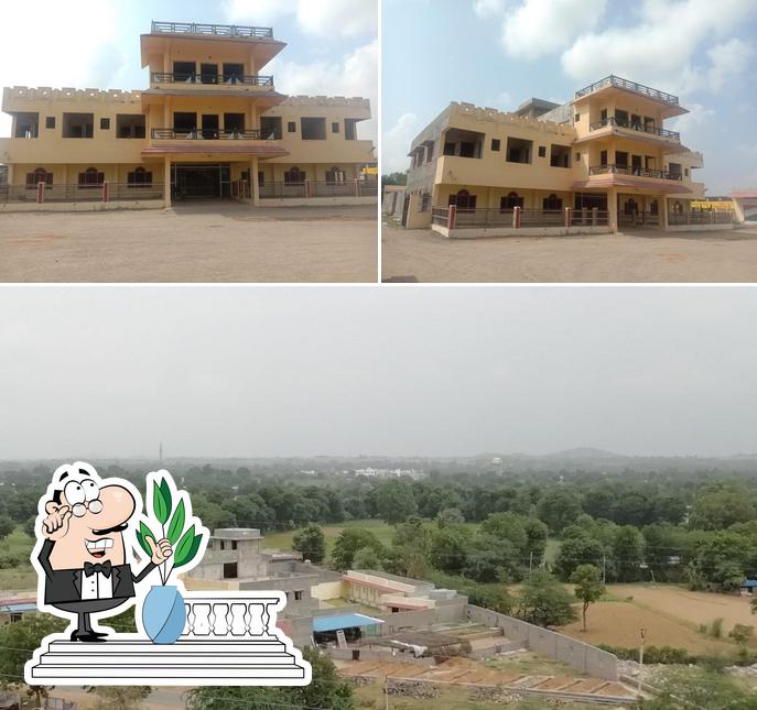 Hotel Saawariya International