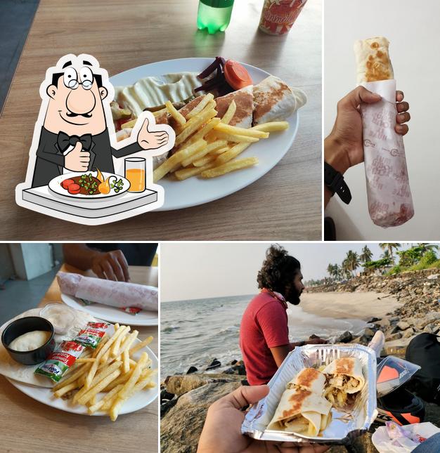 Food at Tavuk Restro Beach ( തവുക്ക് റെസ്ട്രോ ബീച്ച് )