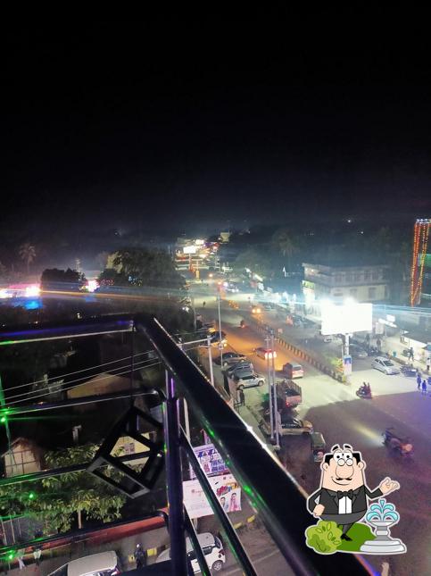 The exterior of The RoofTop Grill