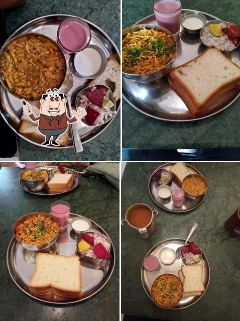Meals at Samruddhi Misal