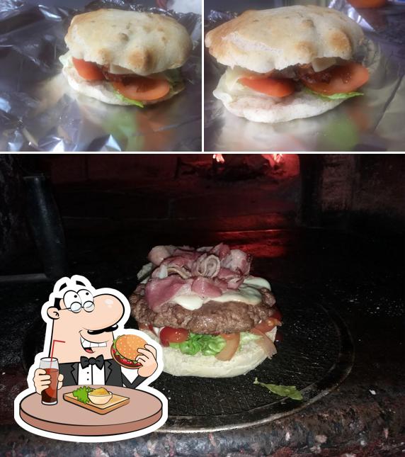 Concediti un bell'hamburger a Peccati Di Gola