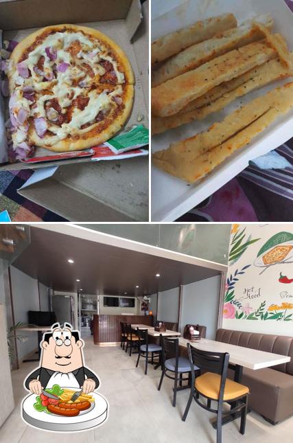 Take a look at the picture displaying food and interior at La Pino'z Pizza-Brahmpur Rajraula Urf Nawada, Uttar Pradesh