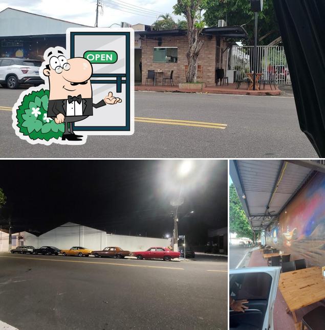 A foto do Aladdin Lanches’s exterior e interior