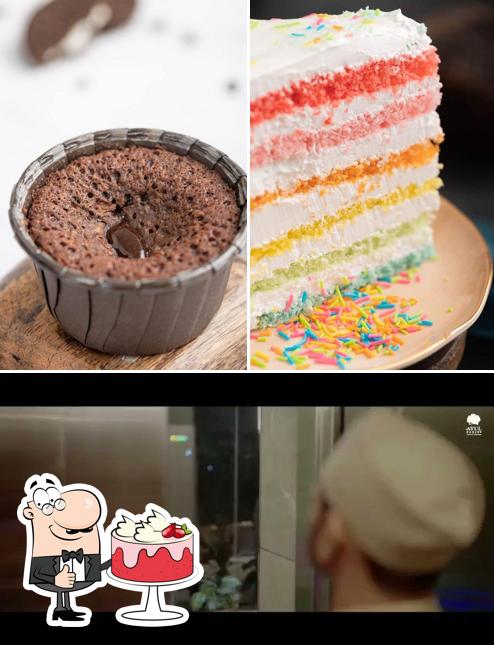 Red velvet cake at Atul Bakery Matawadi Surat