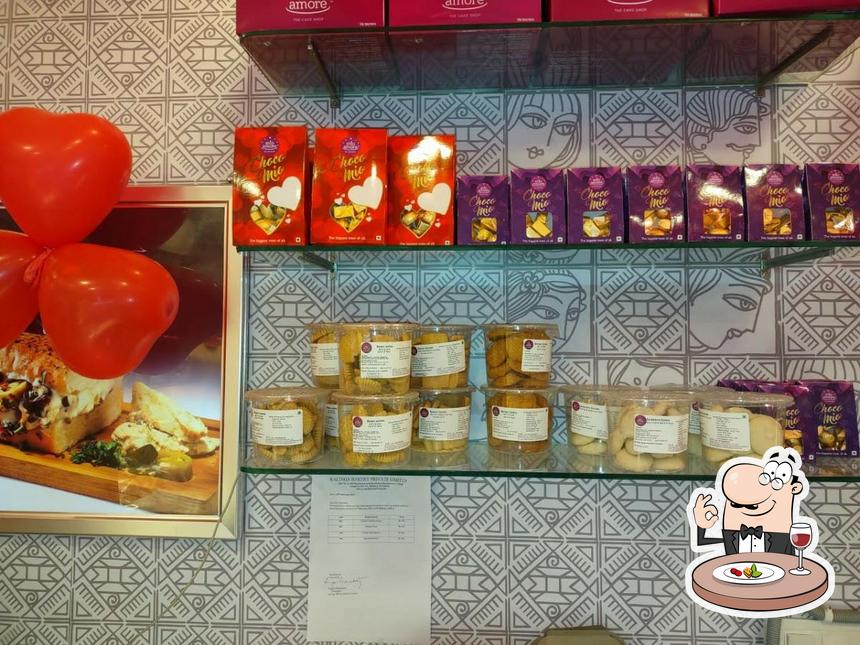 Meals at Mio Amore, The Cake Shop