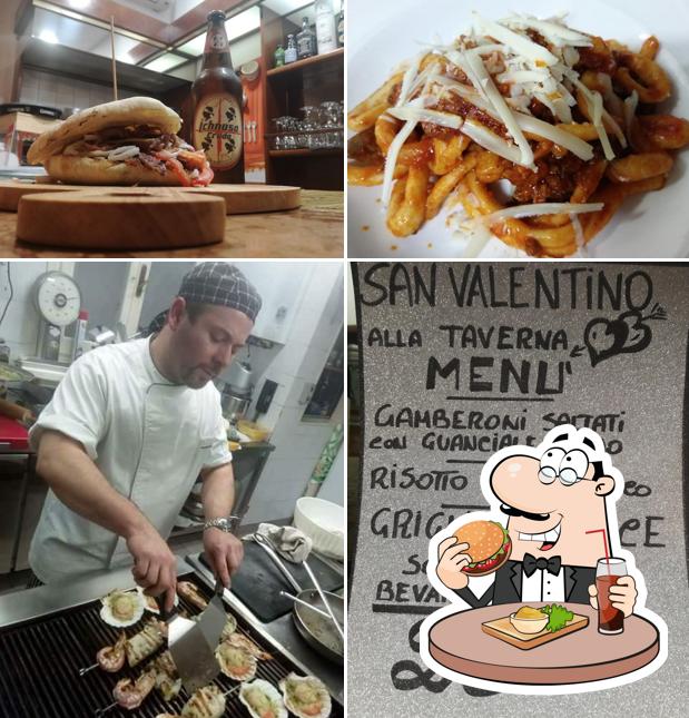Ordina un hamburger a Ristorante Pizzeria La Taverna
