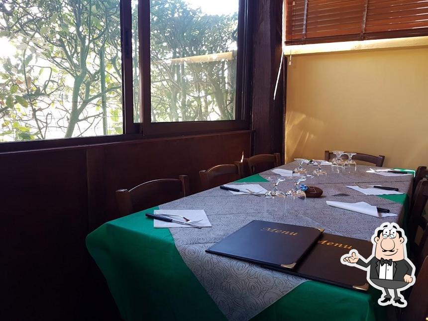 Gli interni di Trattoria Marconi