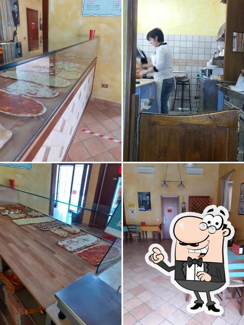 Gli interni di Pizzamania