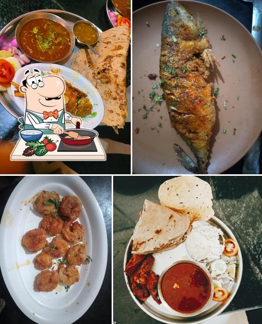 Chicken curry at Salunke Macchi House and Sea foods