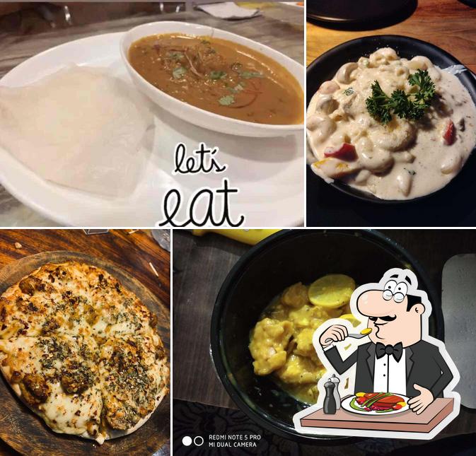 Meals at Wok To Bowl