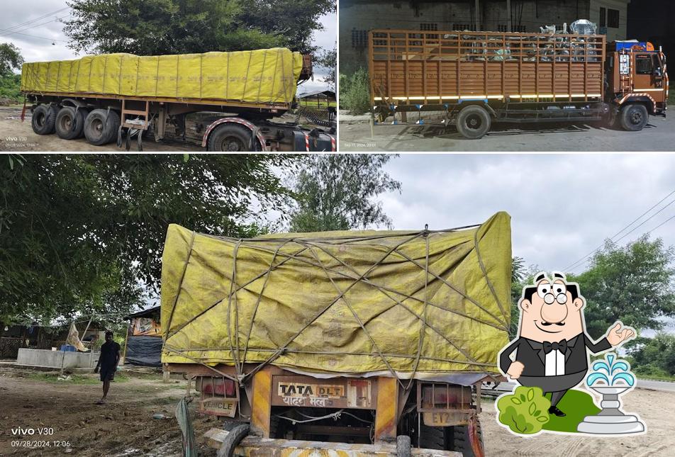 Check out how Swagat family dhaba looks outside