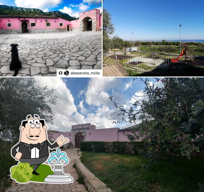 La parte esterna è una caratteristica importante di Agriturismo Masseria Scrivilleri