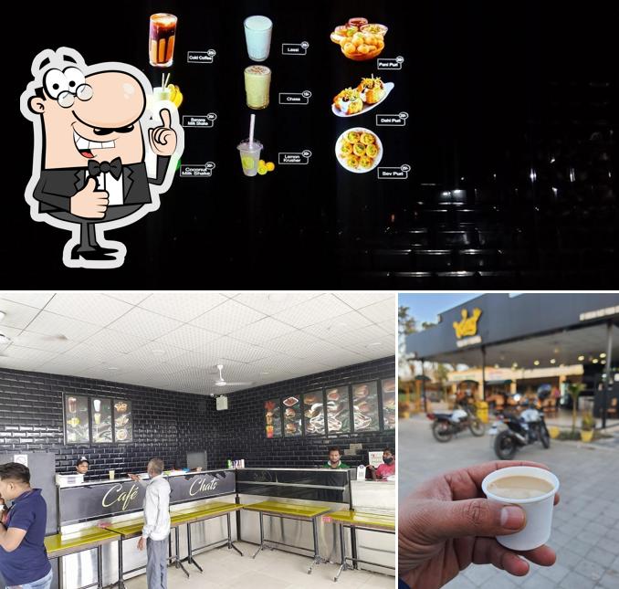 Here's an image of King Vadapav & Samosa