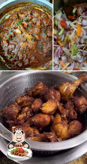 Food at കുഞ്ഞാക്കന്റെ ബിരിയാണി കട