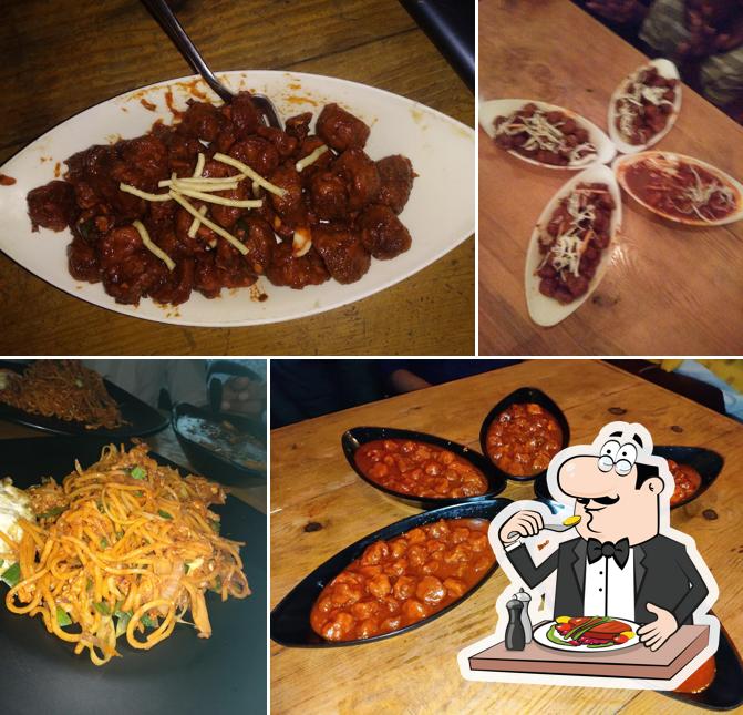 Food at R's Oriental