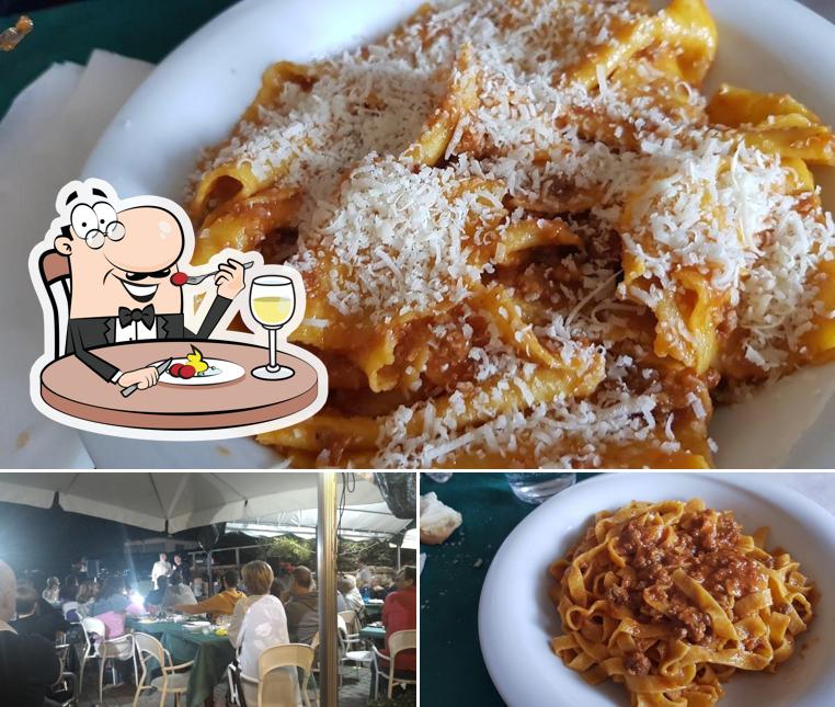 Cibo al Trattoria nel Castagneto