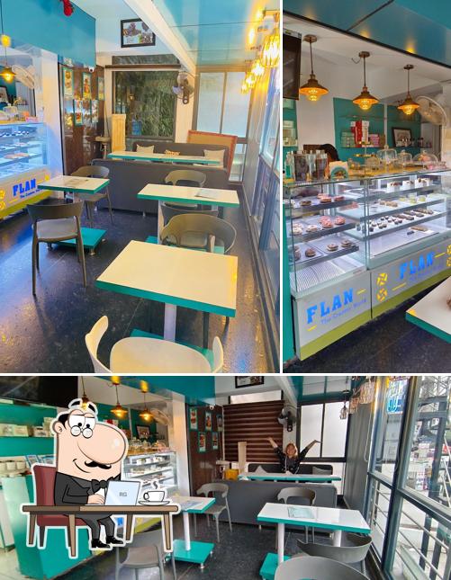 The interior of Flan