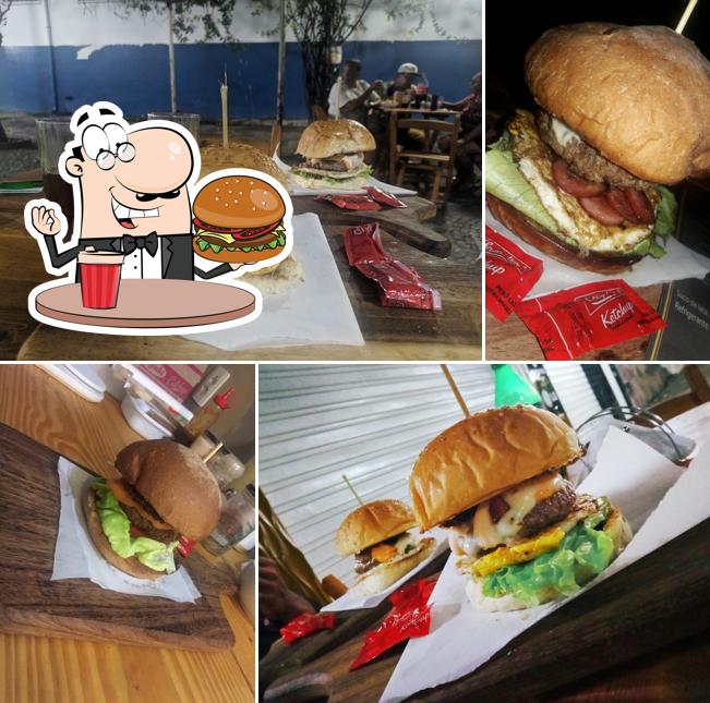 Consiga um hambúrguer no CT Barbosa