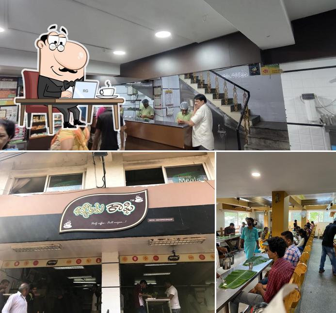 Check out how By 2 Coffee-Temple Meals looks inside