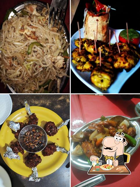 Pad thai at Sonu Dhaba