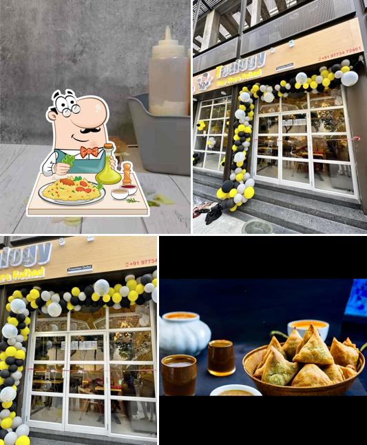 Food at Tealogy Cafe