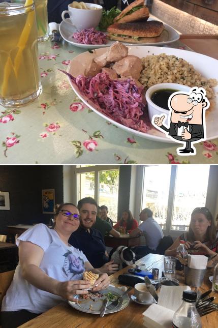 Ecco una foto di Blackbird SA