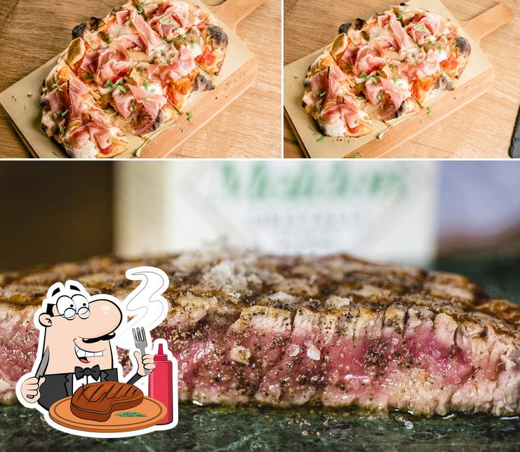 Prenditi i un pasto a base di carne a Mokha
