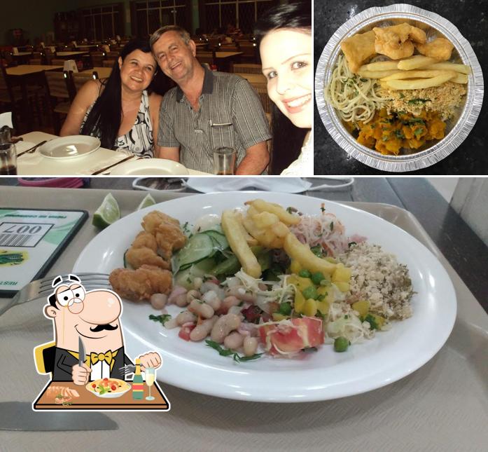 Confira a ilustração mostrando comida e interior no PANTANAL RESTAURANTE