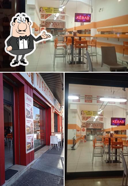 Siediti a un tavolo di TV Fast Food Kebab