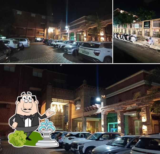 Check out how Umed Club Jodhpur looks outside