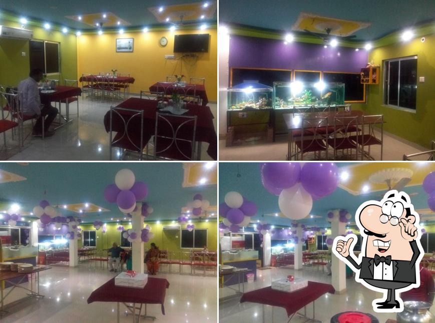 Take a seat at one of the tables at Sppicy Food