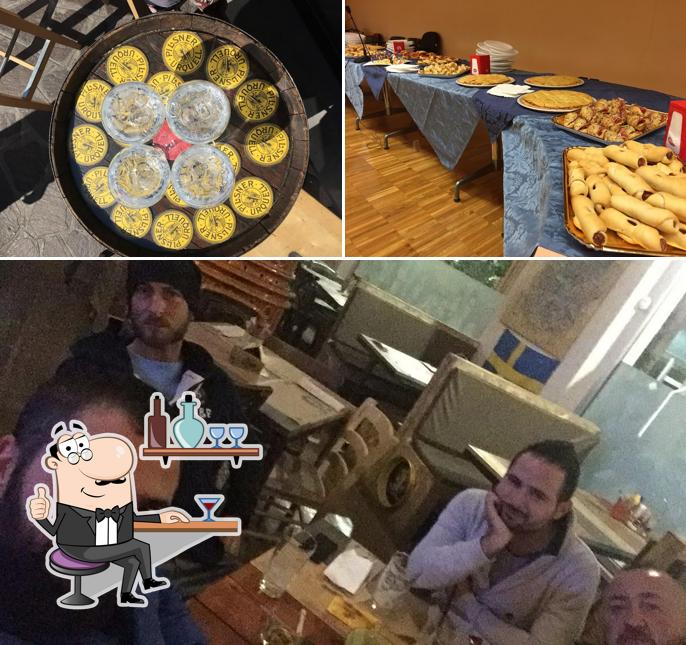 Brothers si caratterizza per la interni e tavolo da pranzo