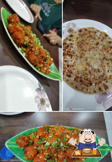 Food at Thakardhani Hotel