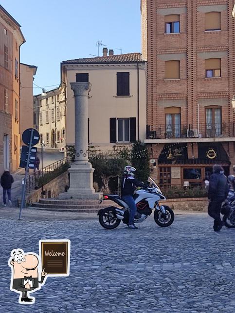 Vedi la foto di Brinto