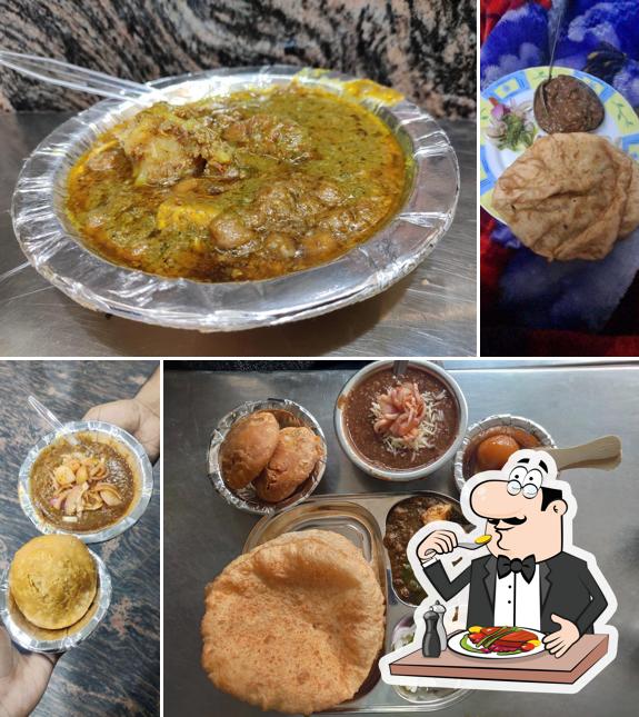 Food at Nagpal Di Hatti
