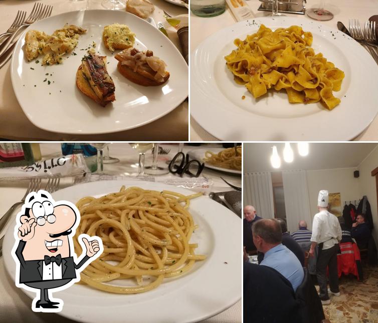 Gli interni di trattoria "Al Cigno"