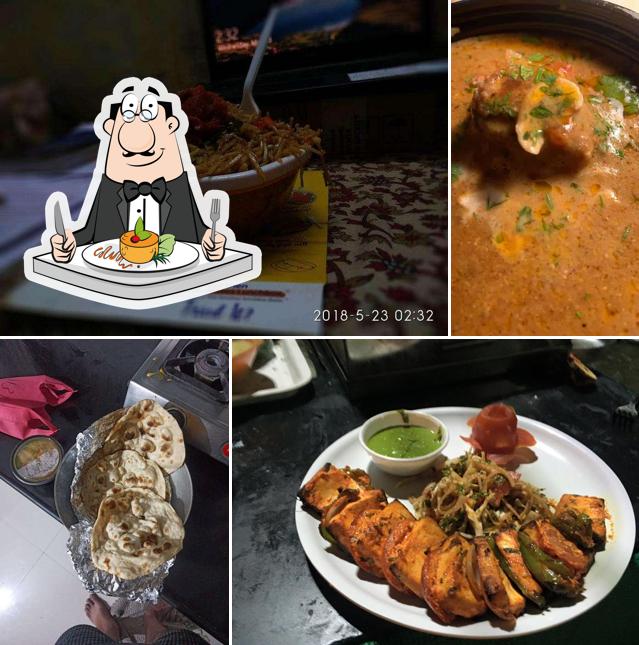 Food at Vrudheshwar Chaupati