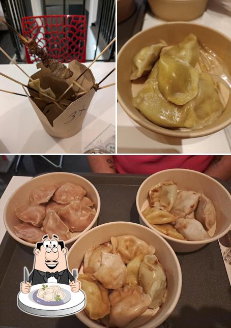 Ravioli cinesi al Ravvin la fabbrica dei ravioli e vino